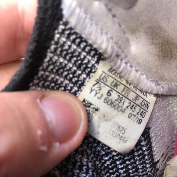 Adidas UltraBoost 19 Pink Size 7.5 - Picture 5 of 16